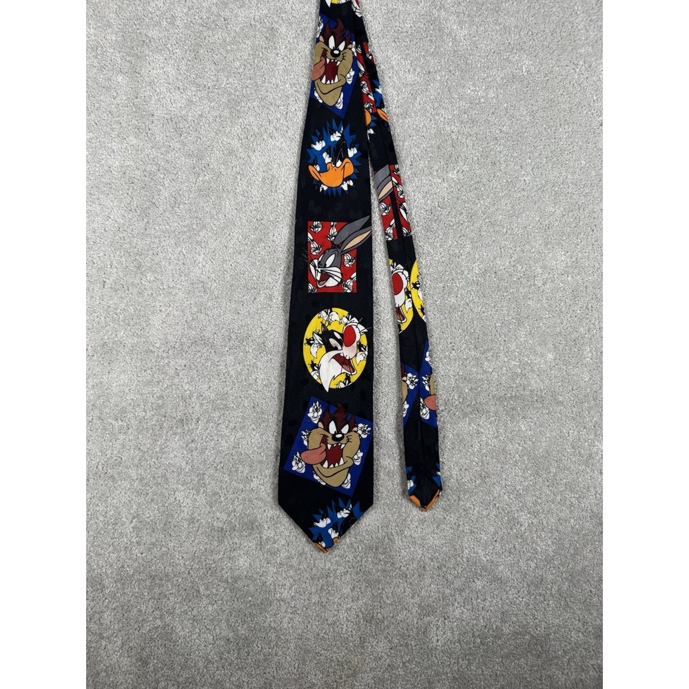 Vintage‎ Looney Tunes Mania Tie - Bugs Bunny, Sylvester, Taz, Daffy Duck 1995